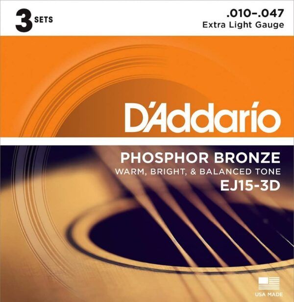 JUEGO CUERDAS PARA GUITARRA ACUSTICA Juegos de cuerdas Guitarra Acústica Serie EJ Phosphos Bronze Extra-Light (010 - 014 - 023 - 030 - 039 - 047) - (Pack 3 juegos). Las cuerdas D'AddarioPhosphor Bronze para guitarra acústica son reconocidas por todo el mundo por su magnífico y duradero tono. El Bronce de Fósforo fue introducido para la fabricación de cuerdas por D'Addario en 1974 y se ha hecho sinónimo de calidez