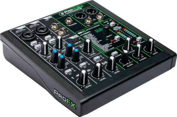 phantom y 2 band EQ  Hi-Z . Nuevo Procesador GigFX con 24 efectos de alta calidad. Salida de auriculares con control propio. Interface 2x4USB con 24bit 192KHz  incorporado. Dimensiones: 102 x 312 x 310mm. Peso: 2.1 Kg.